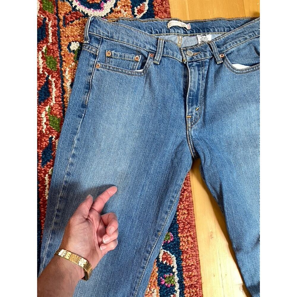 Levi 515 Low Rise Bootcut - Picture 3 of 8